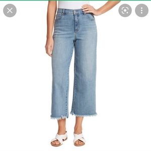 Gloria vanderbilt jeans (like new)